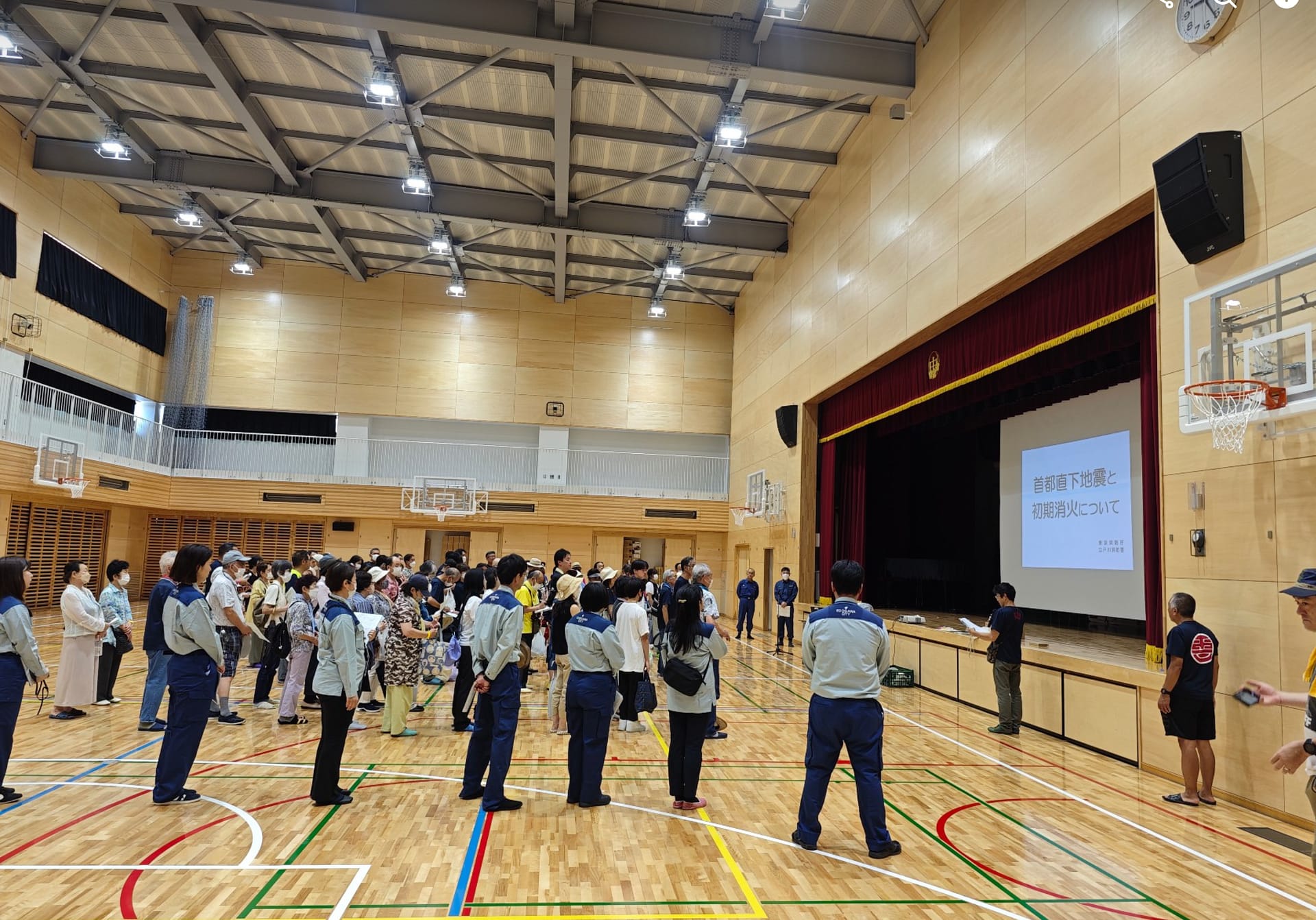 開式（小松川中学校体育館）
