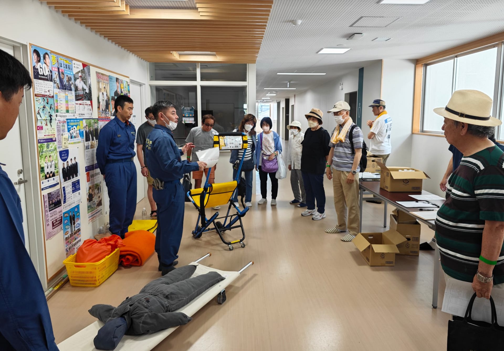 用介護者の階段搬送訓練 用介護者の階段搬送訓練